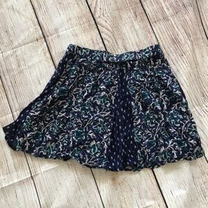 Aeropostale Flowered Navy Blue Skirt (xs)‎